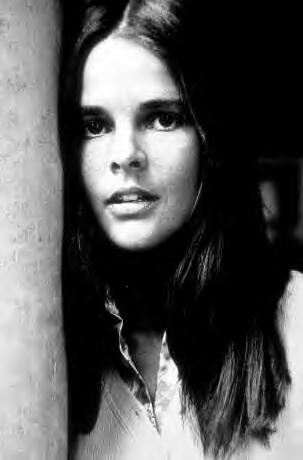 Ali MacGraw Photos Page 1